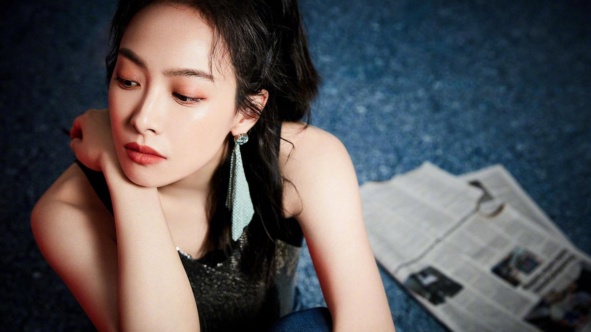 赛事背后:车队研发团队的幕后秘密,赛车车队人员