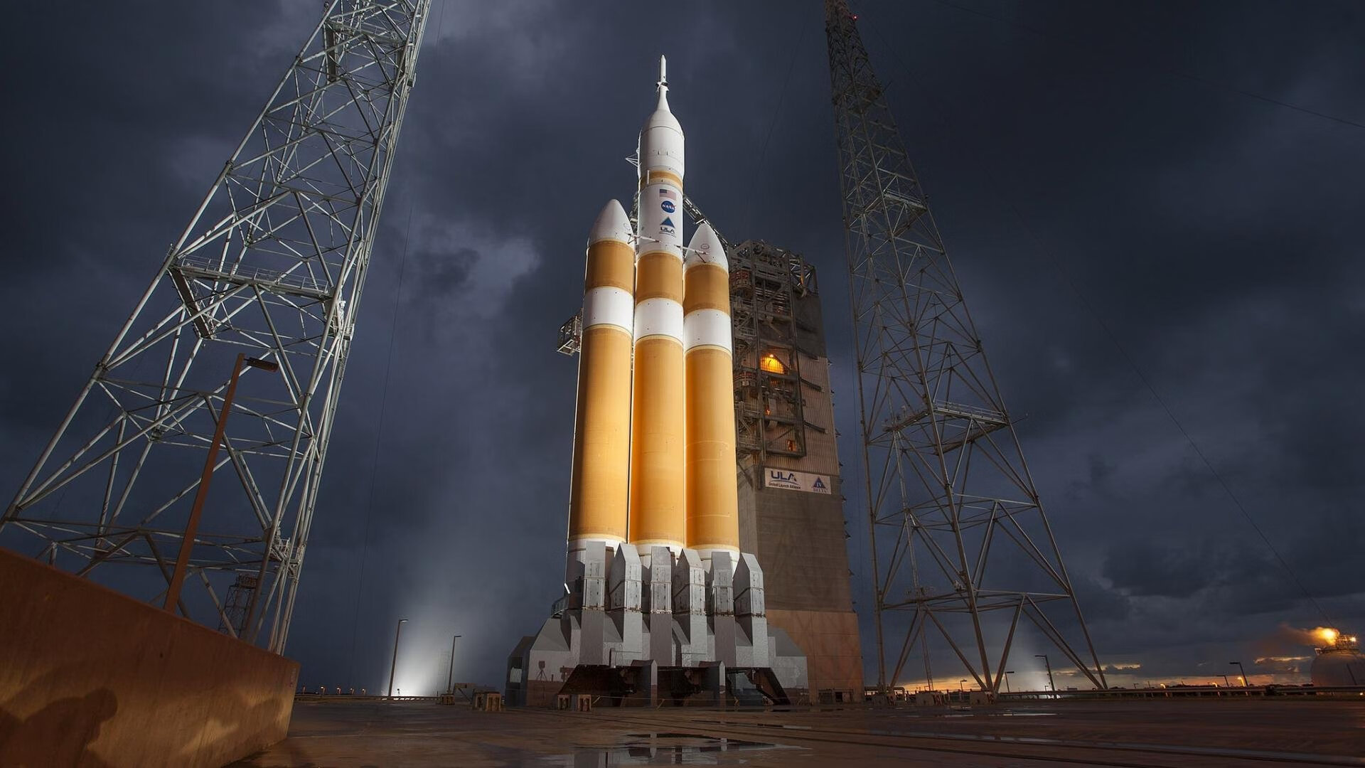 “东部新区赛场:六人制袋棍球给观众带来全新体验”