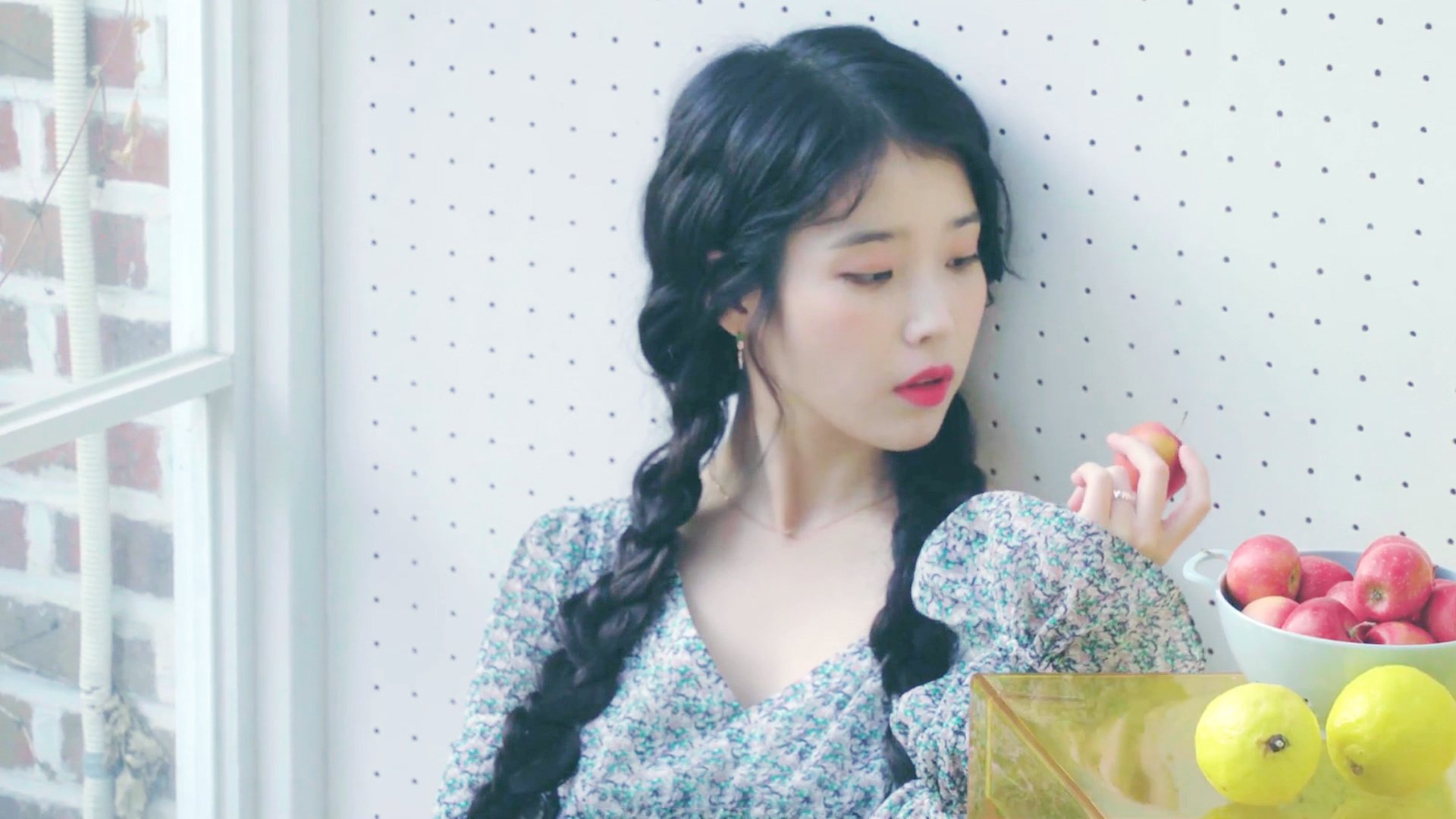 kaiyun开云·官方网站-马刺训练课后进行专题小组讨论提升战术理解，马刺战术体系